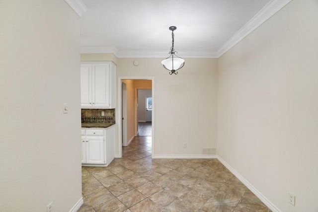 2208 Indian TRL A, Austin, TX 78703