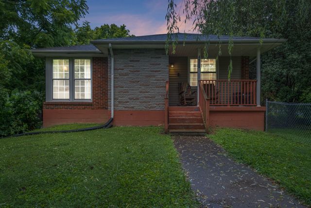 4900 Inglewood Ct, Nashville, TN 37216