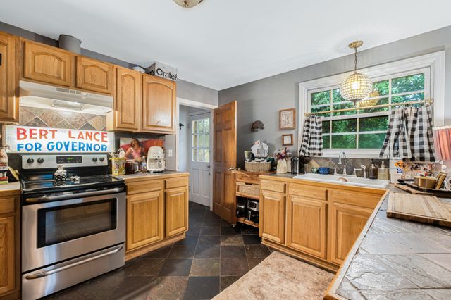 4900 Inglewood Ct, Nashville, TN 37216