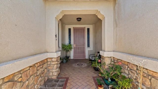 17681 View Mount Court, Victorville, CA 92395