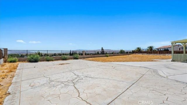 17681 View Mount Court, Victorville, CA 92395