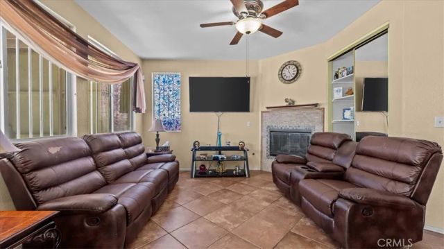 17681 View Mount Court, Victorville, CA 92395