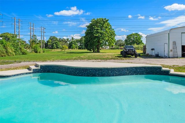 17611 SW 66th Street, Southwest Ranches, FL 33331