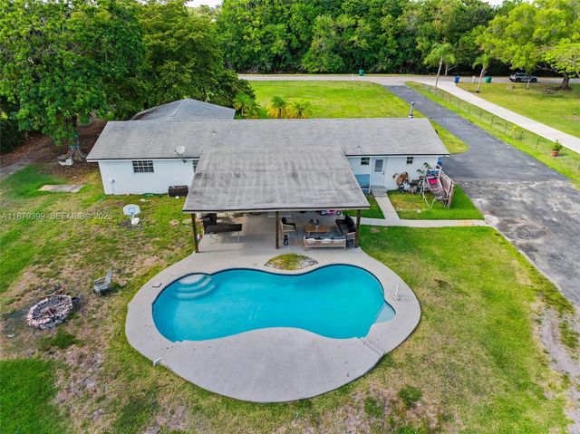 17611 SW 66th Street, Southwest Ranches, FL 33331