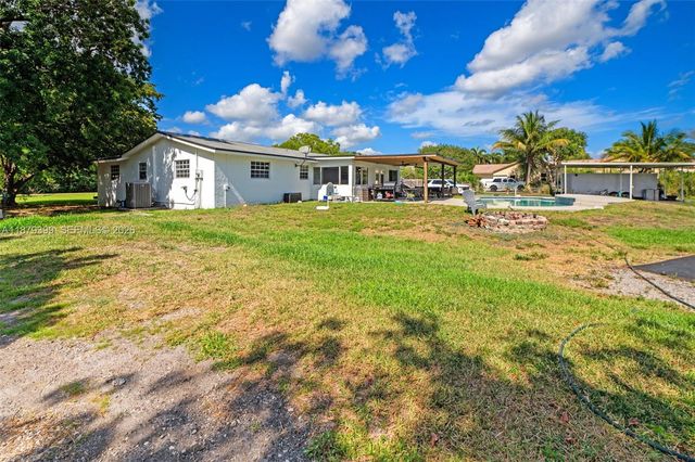 17611 SW 66th Street, Southwest Ranches, FL 33331