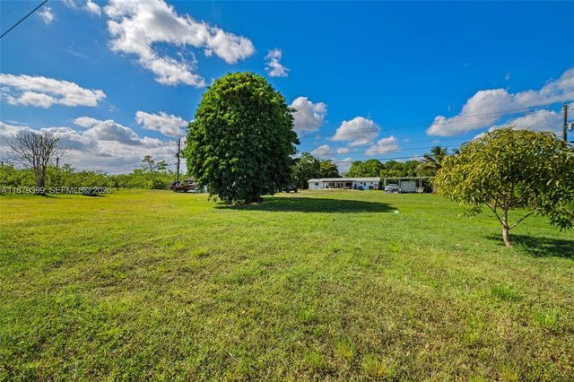 17611 SW 66th Street, Southwest Ranches, FL 33331