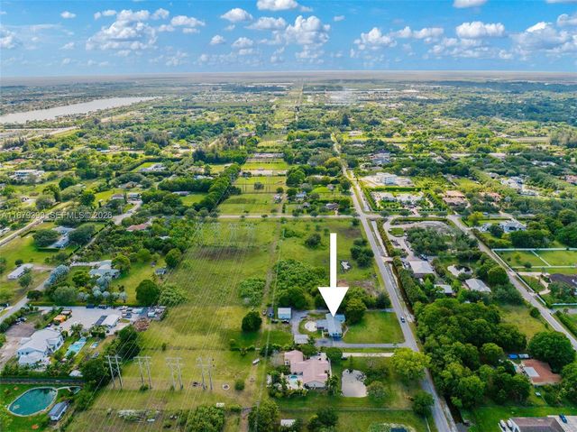 17611 SW 66th Street, Southwest Ranches, FL 33331