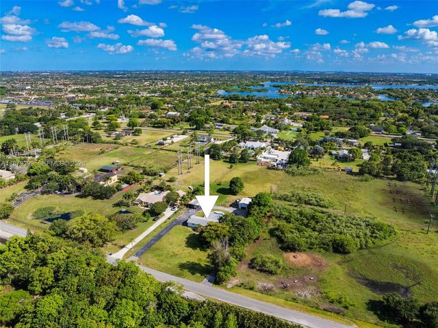 17611 SW 66th Street, Southwest Ranches, FL 33331