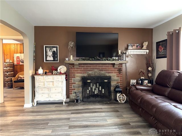 9 Elm Street, Englewood, OH 45322