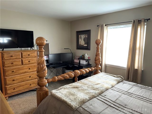 9 Elm Street, Englewood, OH 45322