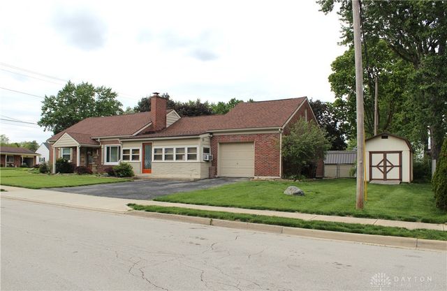 9 Elm Street, Englewood, OH 45322