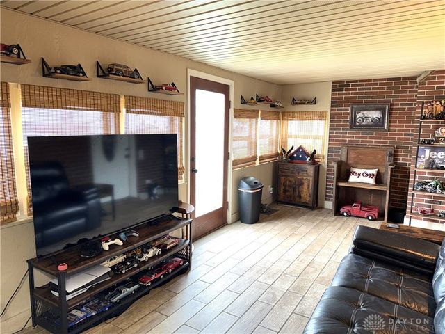 9 Elm Street, Englewood, OH 45322