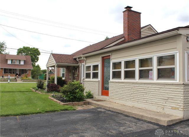 9 Elm Street, Englewood, OH 45322