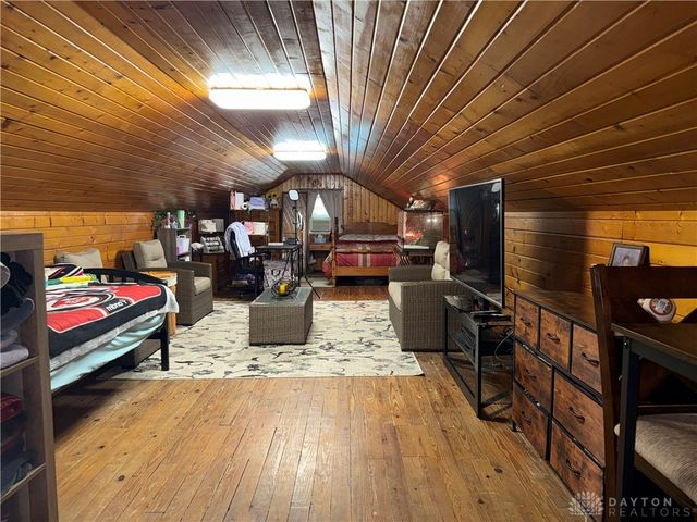 9 Elm Street, Englewood, OH 45322