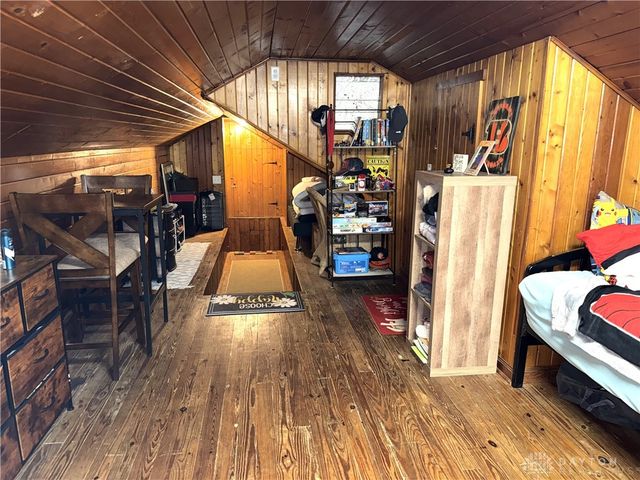 9 Elm Street, Englewood, OH 45322