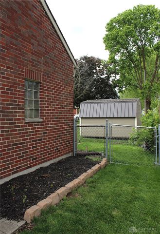 9 Elm Street, Englewood, OH 45322