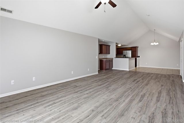8413 Heywood Circle, Sterling Heights, MI 48312