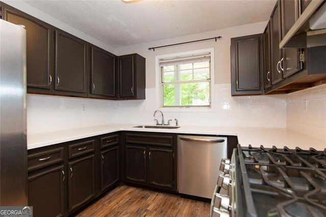2104 Augusta Drive SE, Marietta, GA 30067