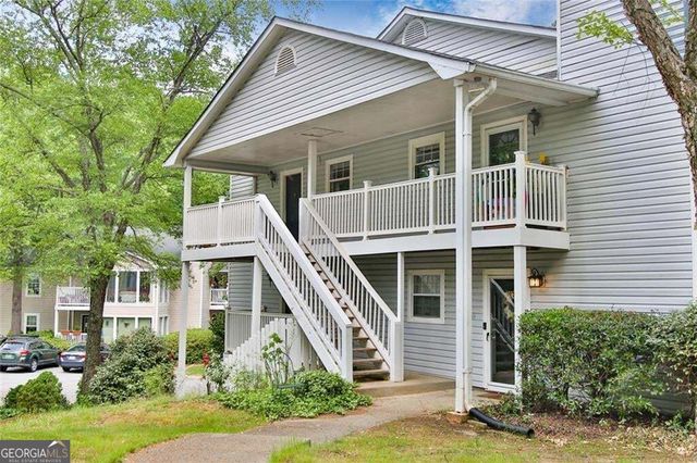 2104 Augusta Drive SE, Marietta, GA 30067