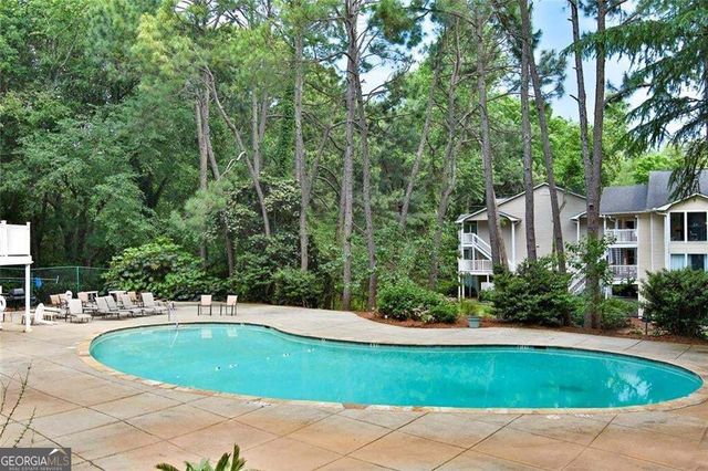2104 Augusta Drive SE, Marietta, GA 30067