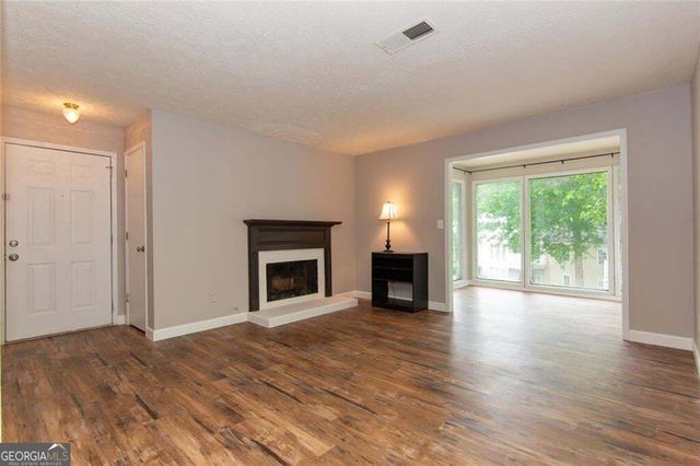 2104 Augusta Drive SE, Marietta, GA 30067