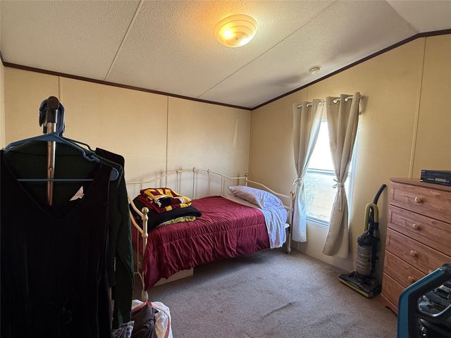 607 Union Hall Lane, Espanola, NM 87532