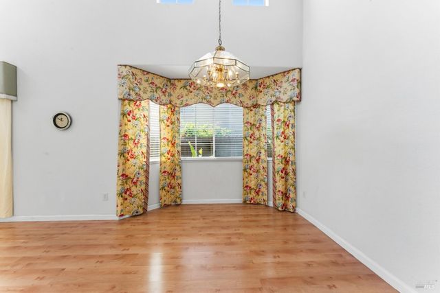 2263 Garnet Dr, Vallejo, CA 94591