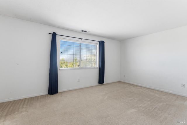 2263 Garnet Dr, Vallejo, CA 94591