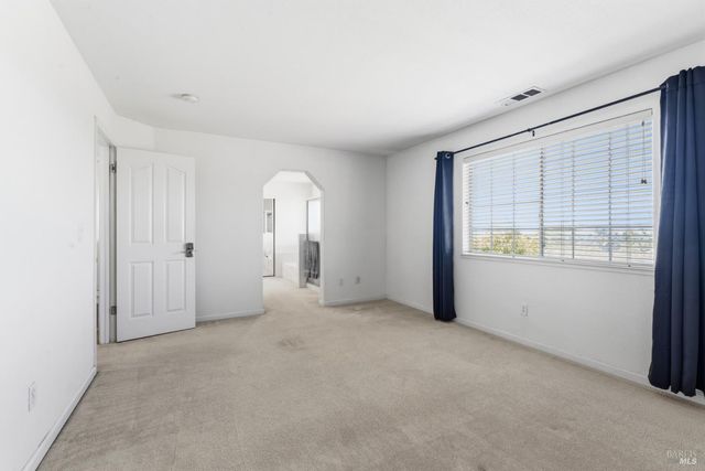 2263 Garnet Dr, Vallejo, CA 94591