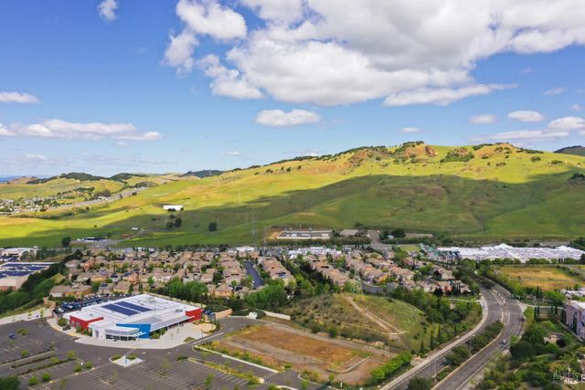 2263 Garnet Dr, Vallejo, CA 94591