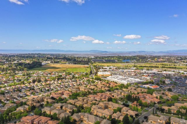 2263 Garnet Dr, Vallejo, CA 94591