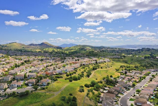 2263 Garnet Dr, Vallejo, CA 94591