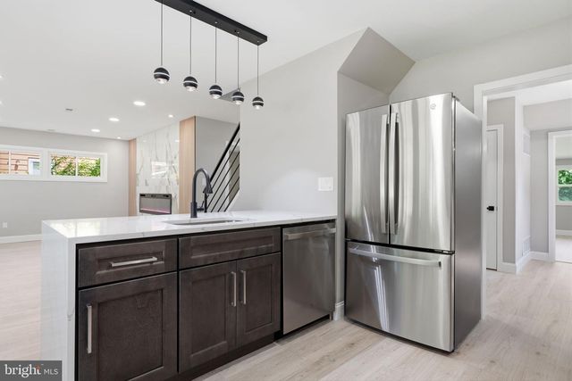 2873 COMLY RD, Philadelphia, PA 19154