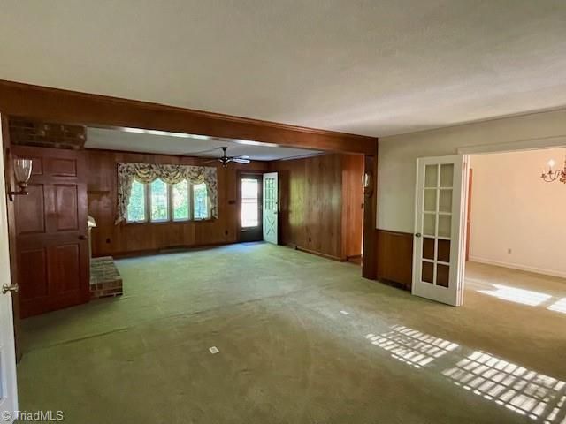 10 Woodcrest Drive, Lexington, NC 27295