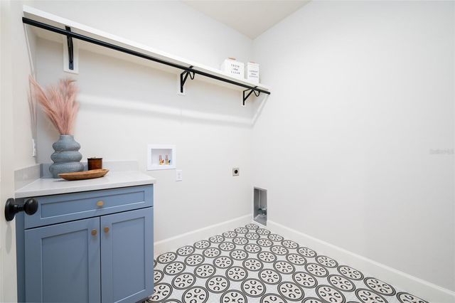 14098 SW 7TH PLACE, Newberry, FL 32669