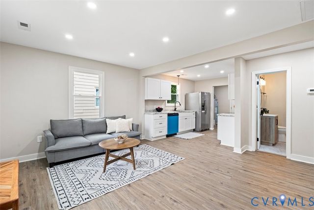 91 Slagle Ave, Petersburg, VA 23803