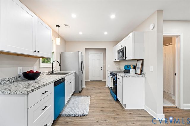 91 Slagle Ave, Petersburg, VA 23803