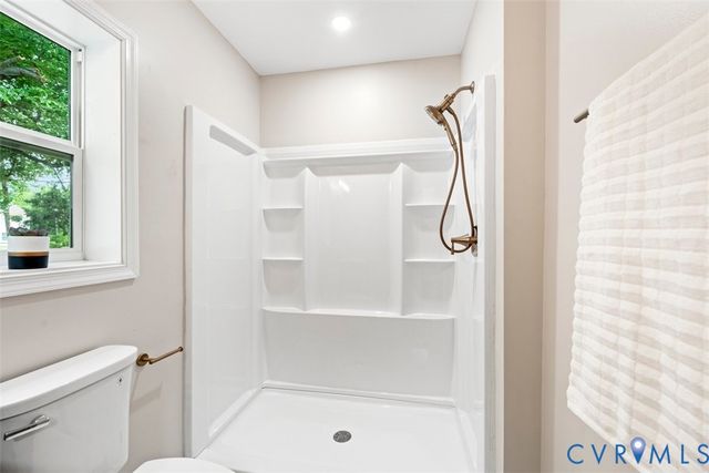 91 Slagle Ave, Petersburg, VA 23803