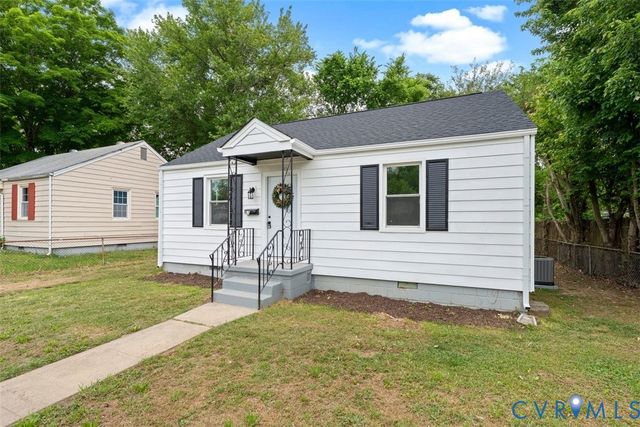 91 Slagle Ave, Petersburg, VA 23803