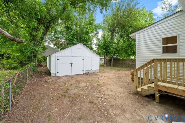 91 Slagle Ave, Petersburg, VA 23803