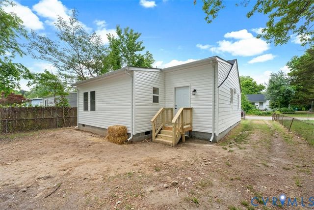 91 Slagle Ave, Petersburg, VA 23803