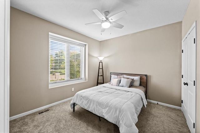 19421 W 200th Terrace, Spring Hill, KS 66083