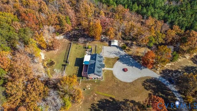 425 Starview Ln, Gum Spring, VA 23065