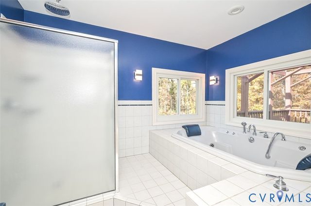 425 Starview Ln, Gum Spring, VA 23065