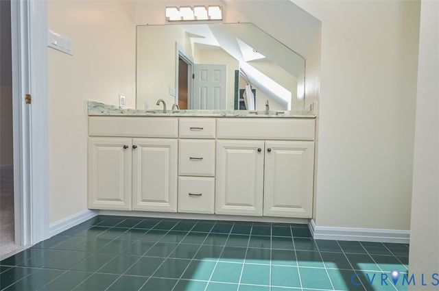 425 Starview Ln, Gum Spring, VA 23065