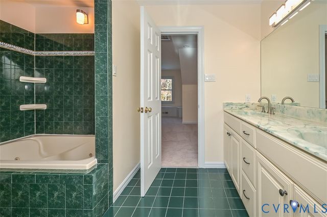 425 Starview Ln, Gum Spring, VA 23065