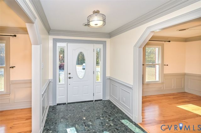 425 Starview Ln, Gum Spring, VA 23065