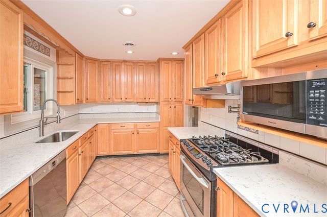 425 Starview Ln, Gum Spring, VA 23065