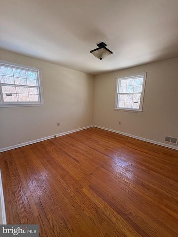 3901 21ST AVE, Temple Hills, MD 20748