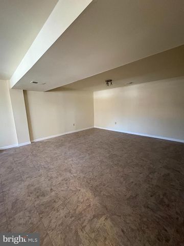 3901 21ST AVE, Temple Hills, MD 20748